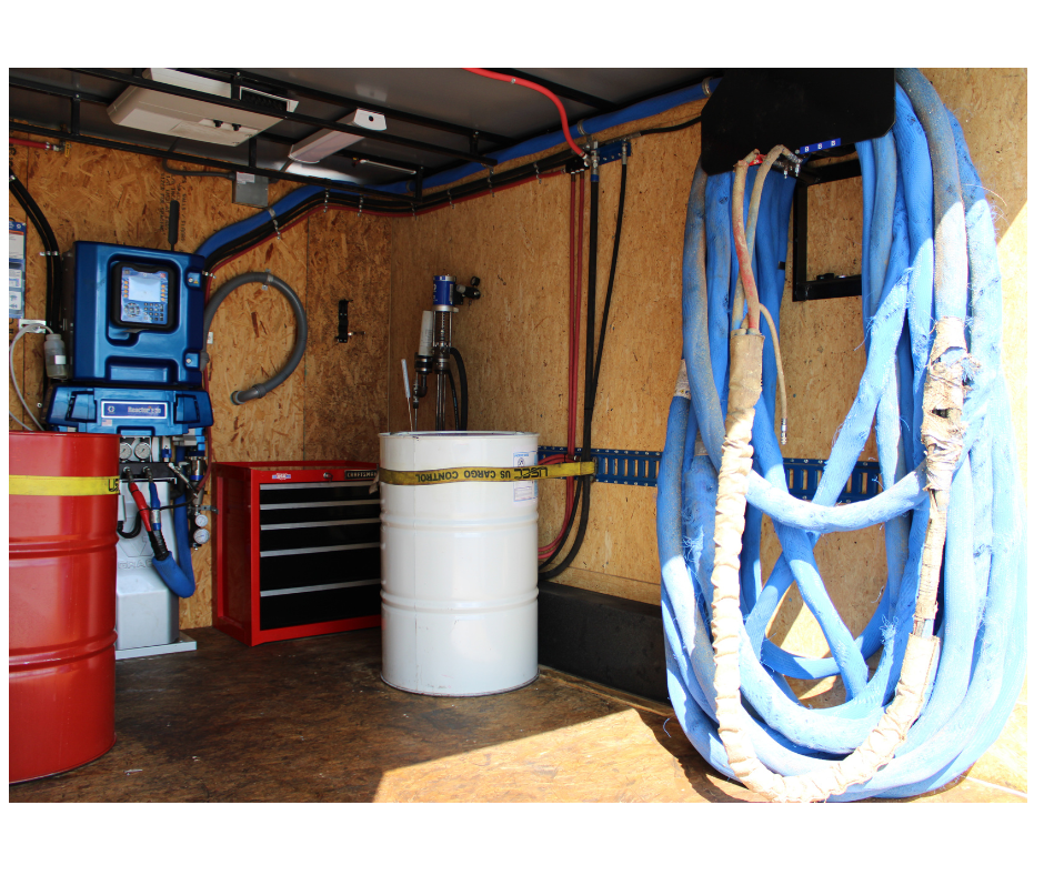 20' GRACO R2E30 SPRAY FOAM RIG & EQUIPMENT (USED)