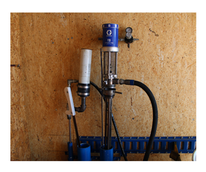20' GRACO R2E30 SPRAY FOAM RIG & EQUIPMENT (USED)
